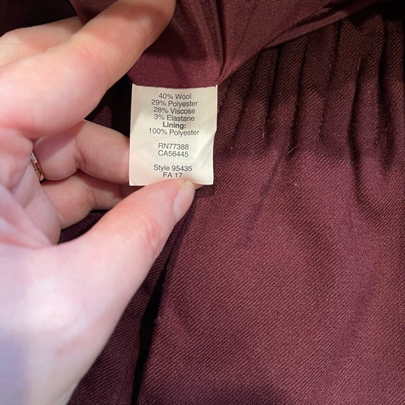 J. Crew Factory SZ 4 Burgundy Pull On Mini Skirt! - Picture 9 of 12
